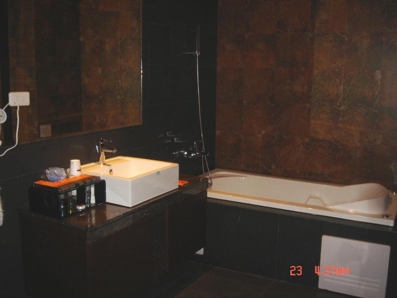 Hip Spa Motel Тайджун Екстериор снимка